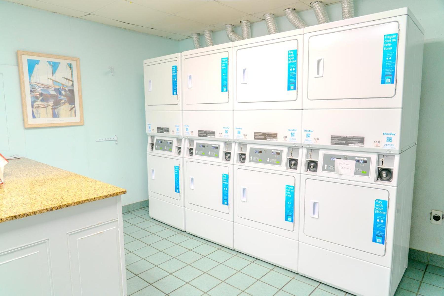 Beach Colony Resort Unit 1405 - Beautiful Oceanfront Condo - 1 Bedroom, 1 Bath - Perfect For 6! Myrtle Beach Luaran gambar
